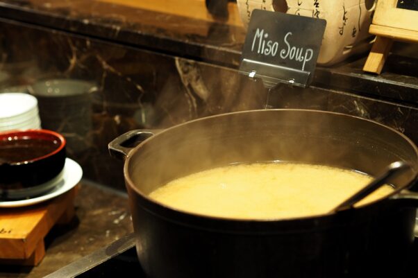 soup pot, miso soup, soup-1090137.jpg